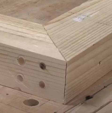 image of a mitre joint