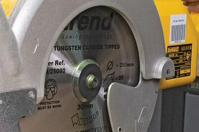 dewalt circular saw blade cutting laminate