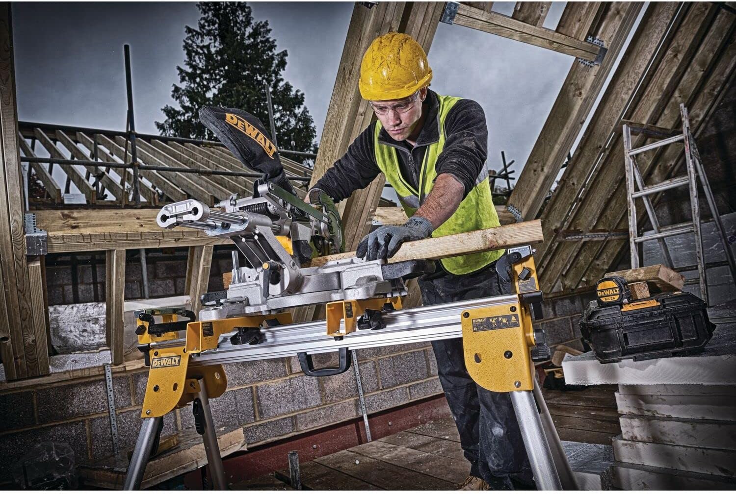 DEWALT DCS365N-XJ Mitre Saw